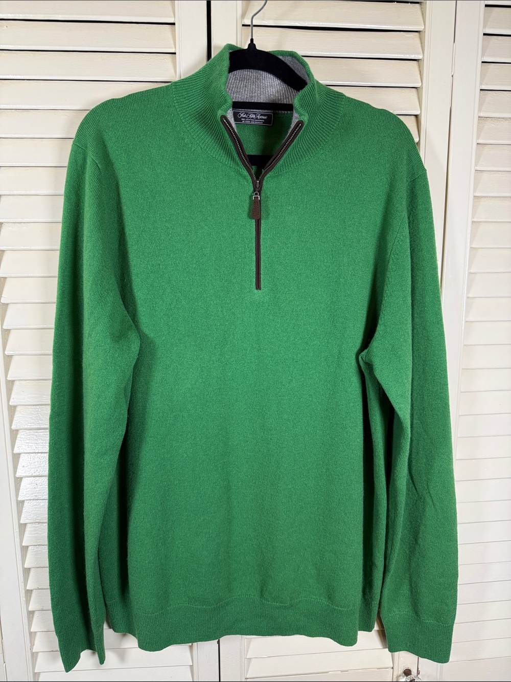Saks Fifth Avenue 100% Scottish Cashmere Todd & Duncan Quarter Zip Sweater L